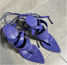 Load image into Gallery viewer, Silvia Tcherassi Domenico Heels Violet (SZ 41)
