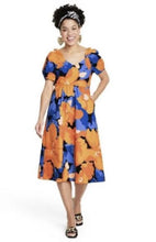 Cargar imagen en el visor de la galería, Orange Floral Tabitha Brown Dress (SZ 4)
