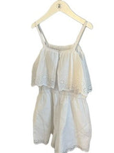 Cargar imagen en el visor de la galería, NWT BEBE WHITE ROMPER (SZ L/14)
